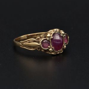 Victorian 9ct Gold Russian Ruby Ring