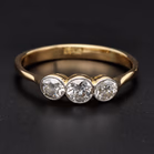18ct Gold Diamond Ring