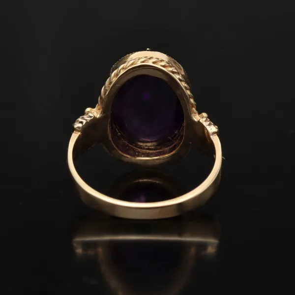 Vintage 9ct Gold Cabochon Amethyst and Pearl Ring