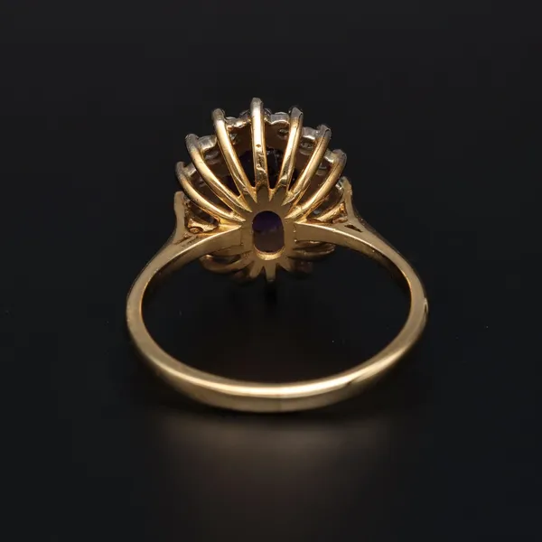 18ct Yellow Gold Amethyst & Diamond Ring