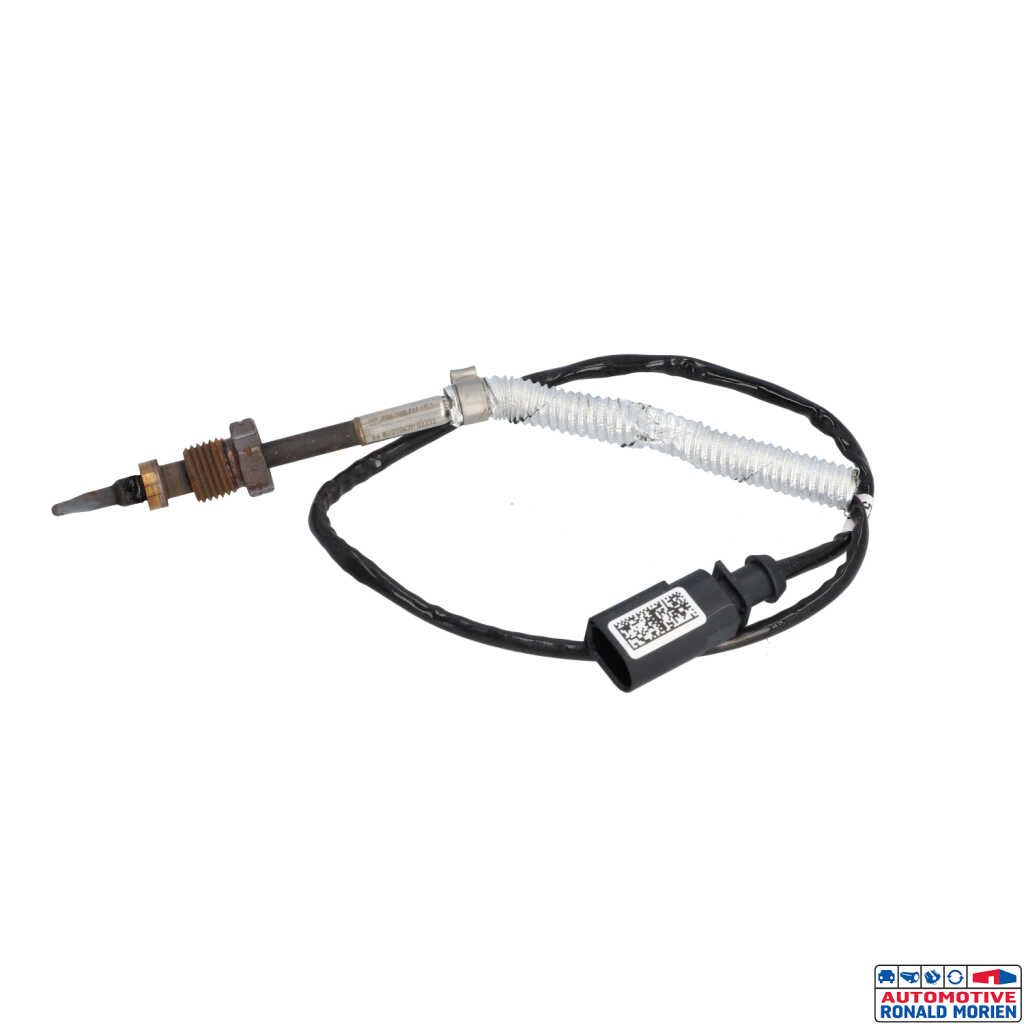 Used Exhaust heat sensor Volkswagen Tiguan (AD1) 2.0 TDI 16V BlueMotion Techn.SCR 4Motion Price € 68,99 Inclusive VAT offered by Automaterialen Ronald Morien B.V.