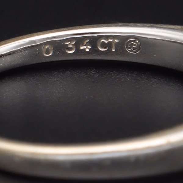 18ct Gold Princess Cut Diamond Ring