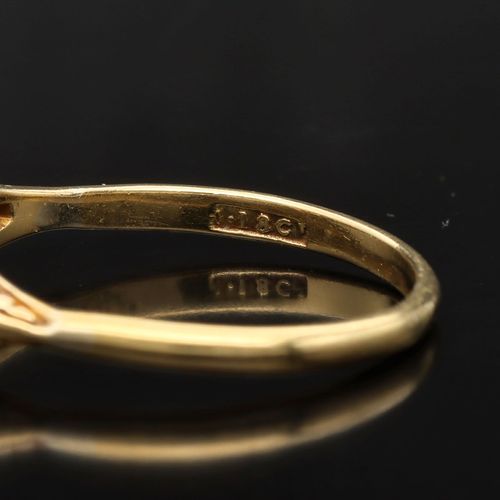 Antique 18ct Gold Five Stone Diamond Ring image-4