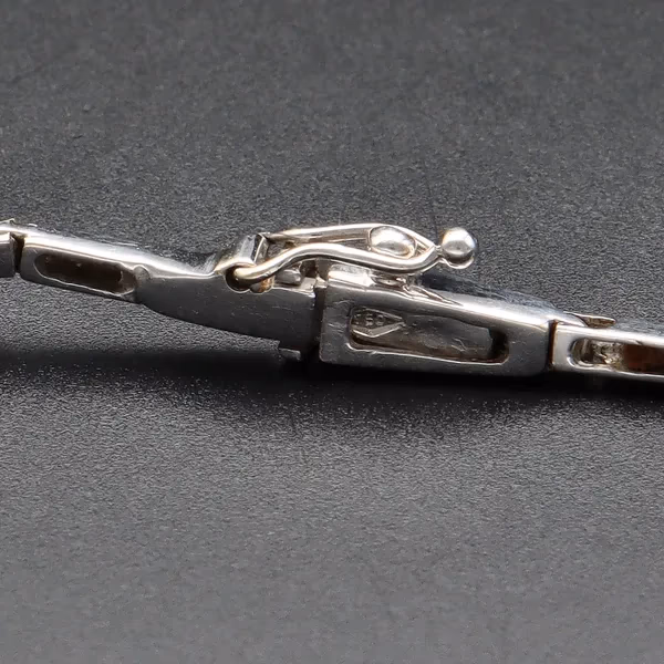 18ct White Gold Italian Diamond Necklace