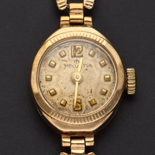 9ct Gold Ladies Mechanical Watch