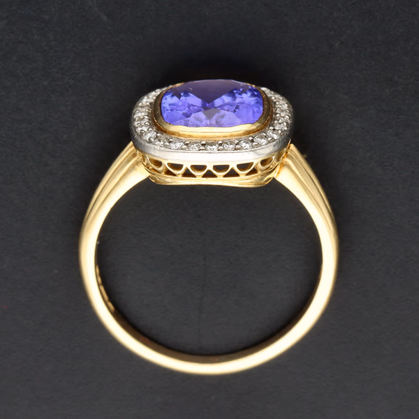 18ct Yellow Gold Tanzanite & Diamond Halo Ring