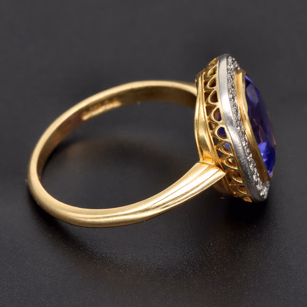 18ct Yellow Gold Tanzanite & Diamond Halo Ring