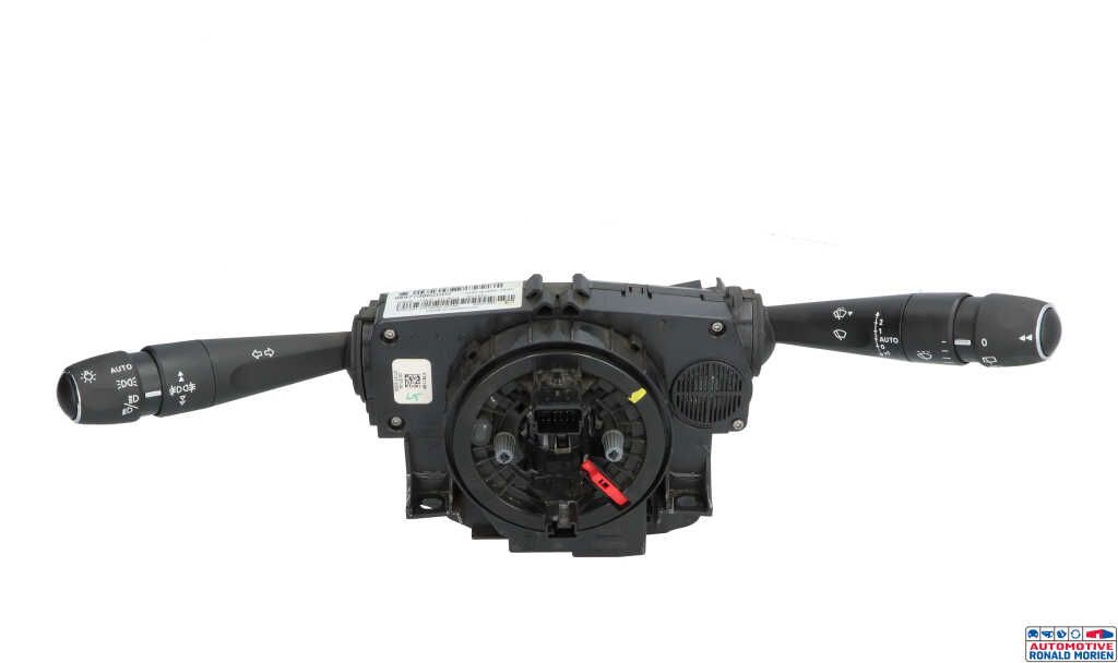 Used Steering column stalk Opel Astra L (F3/FB/FM/FP) 1.6 Plug-in Hybrid Turbo 16V Price € 144,99 Inclusive VAT offered by Automaterialen Ronald Morien B.V.