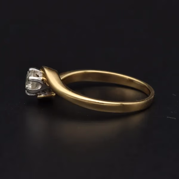 18ct Gold o.3ct Diamond Ring