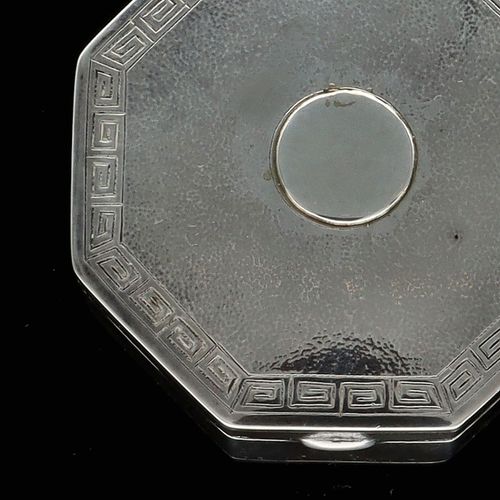 Chinese Silver Octagonal Box image-4