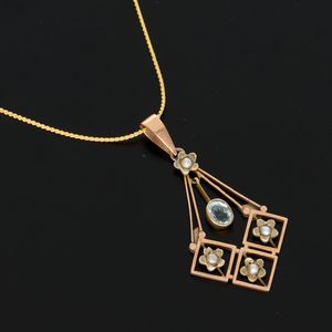 9ct Gold Aquamarine and Split Pearl Pendant