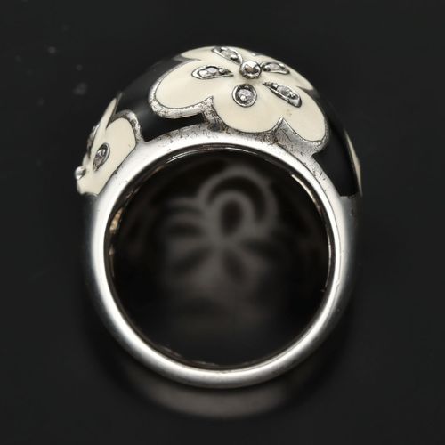 Belle Etoile Silver Black and White Enamel Ring image-3