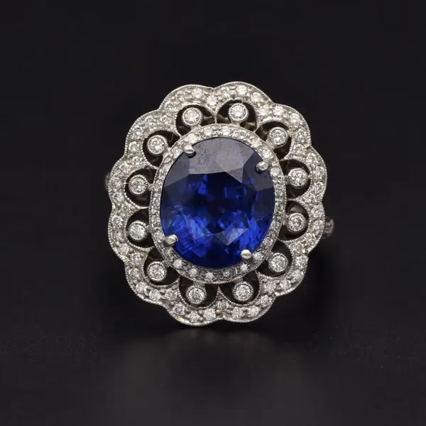 18ct White Gold Sapphire & Diamond Ring