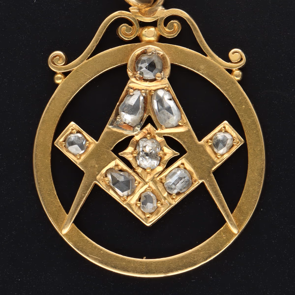18ct Gold Masonic Pendant