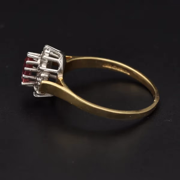 18ct Gold Diamond Pink Sapphire Ring