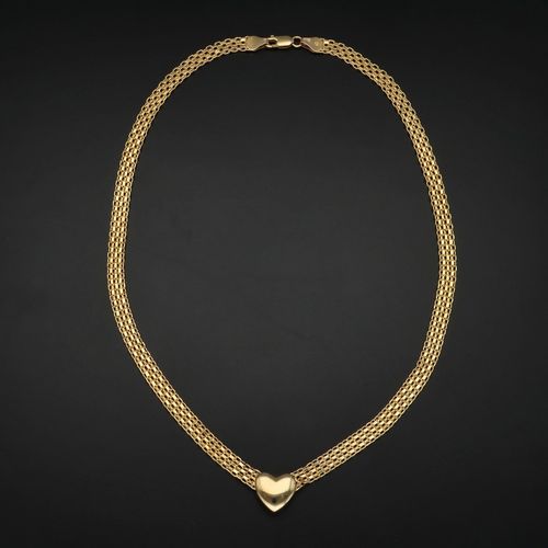 9ct Gold Heart Necklace image-1