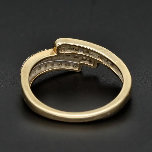 Gold Vari Cut Diamond Ring