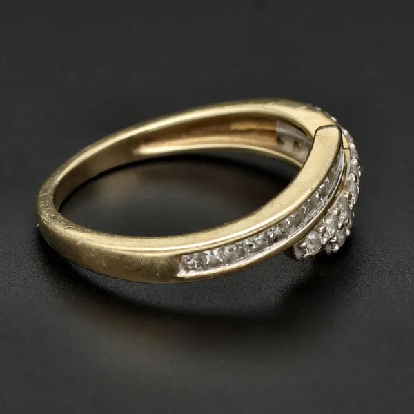 Gold Vari Cut Diamond Ring