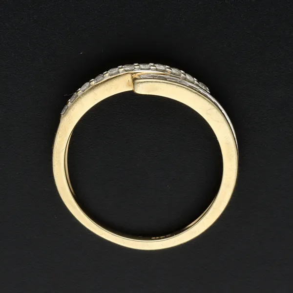 Gold Vari Cut Diamond Ring