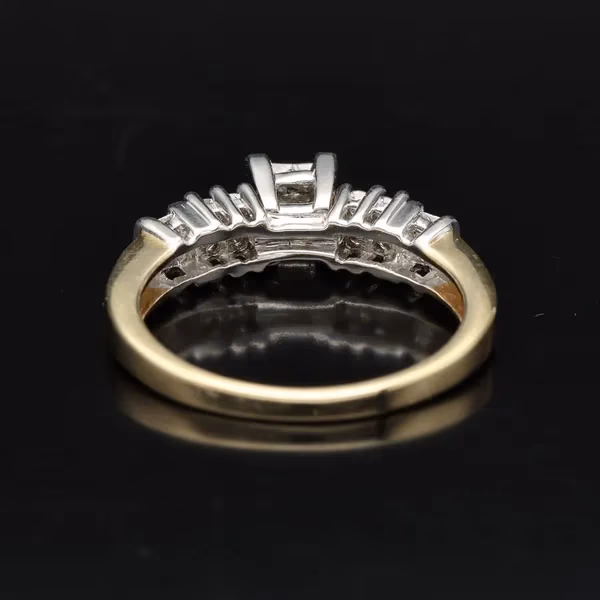 14ct Gold Vari Cut Diamond Ring