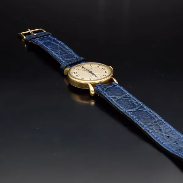 Rare Jaeger-LeCoultre 18ct Gold ‘Teardrop Lugs’ Watch