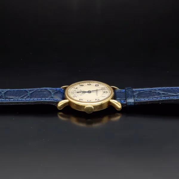 Rare Jaeger-LeCoultre 18ct Gold ‘Teardrop Lugs’ Watch