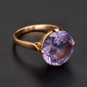 14ct Gold Lab Colour Change Sapphire Ring