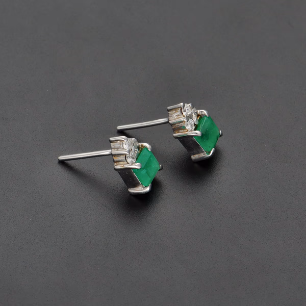 18ct White Gold Emerald & Diamond Earrings