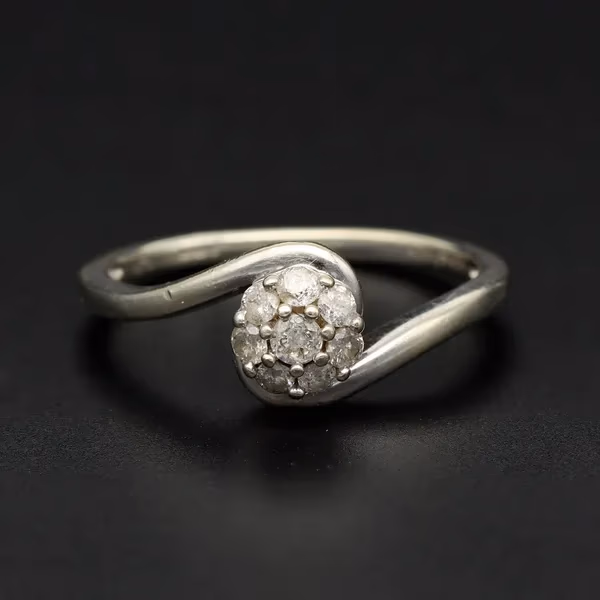 Gold Brilliant - Cut Diamond Ring