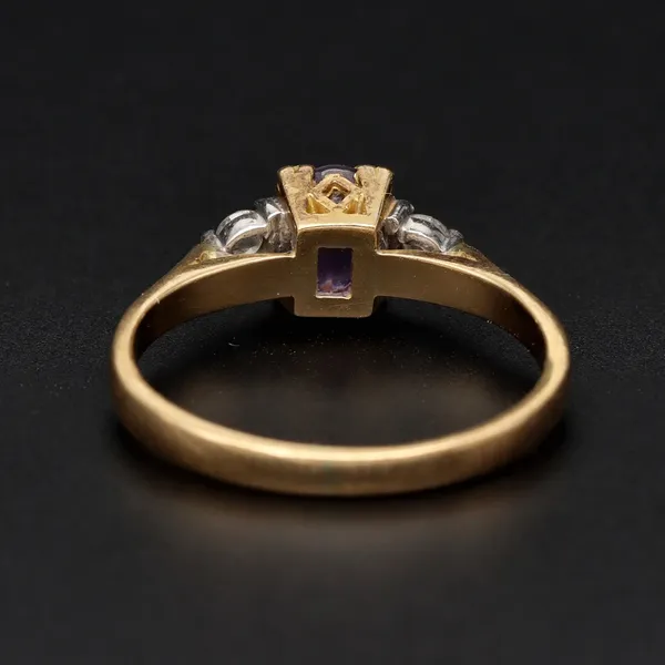 18ct Yellow Gold Amethyst & Diamond Ring