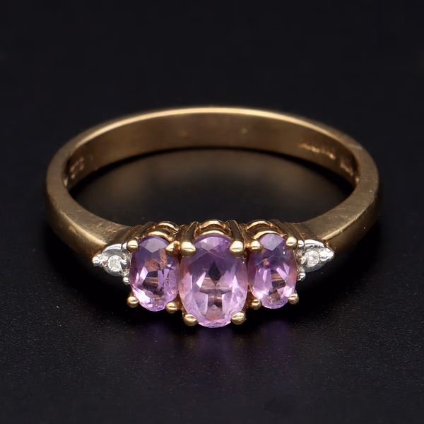 9ct Gold Amethyst Diamond Ring