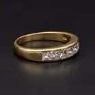 18ct Yellow Gold Diamond Ring