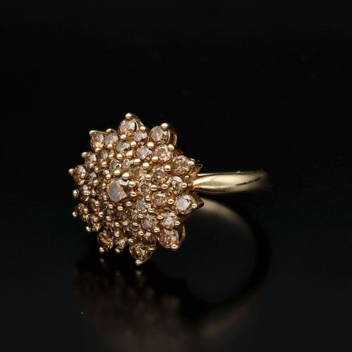 9ct Gold Brown Diamond Cluster Ring image-3