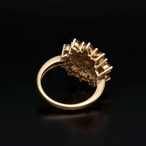 9ct Gold Brown Diamond Cluster Ring image-4