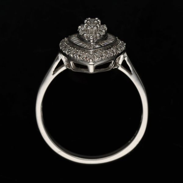 9ct White Gold Diamond Ring