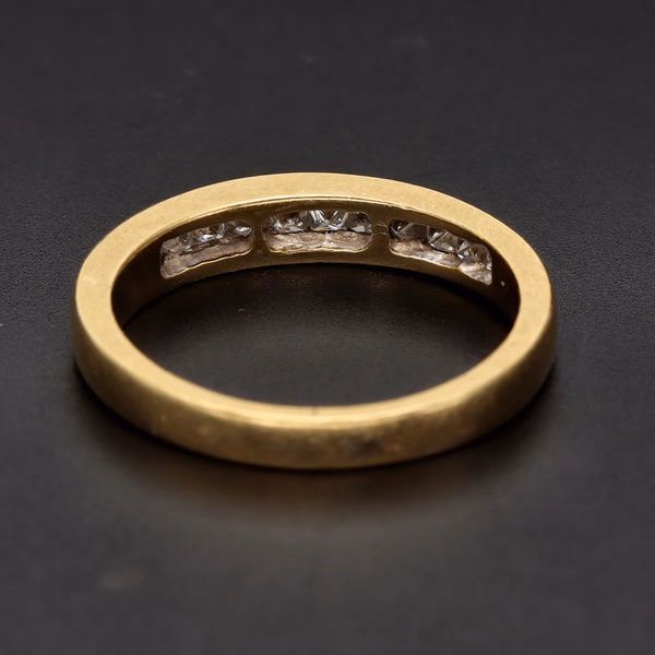18ct Yellow Gold Princess Cut Diamond Half Eternity Ring