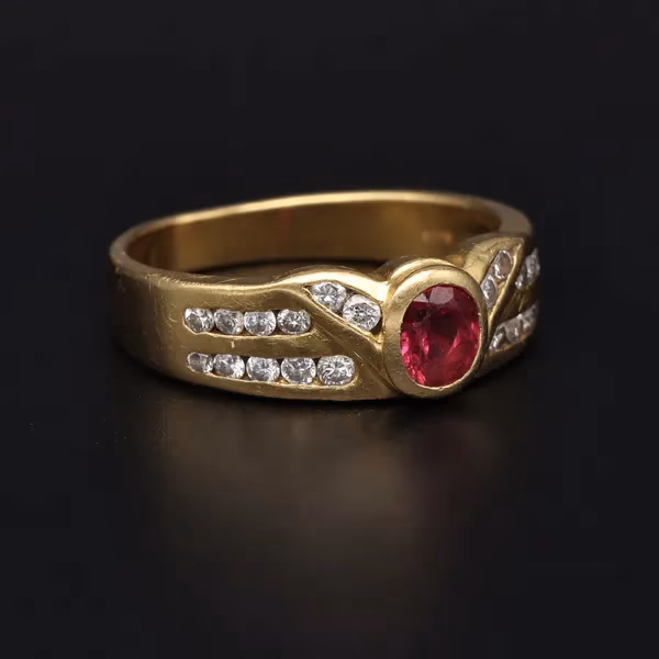 18ct Yellow Gold Ruby & Diamond Ring