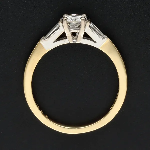 18ct Yellow Gold Natural Diamond Ring