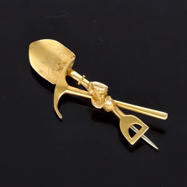 Rare 15ct Gold Rush Sweetheart Brooch