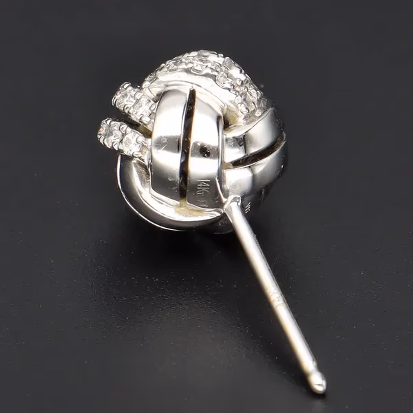 18ct White Gold & Diamond Earrings
