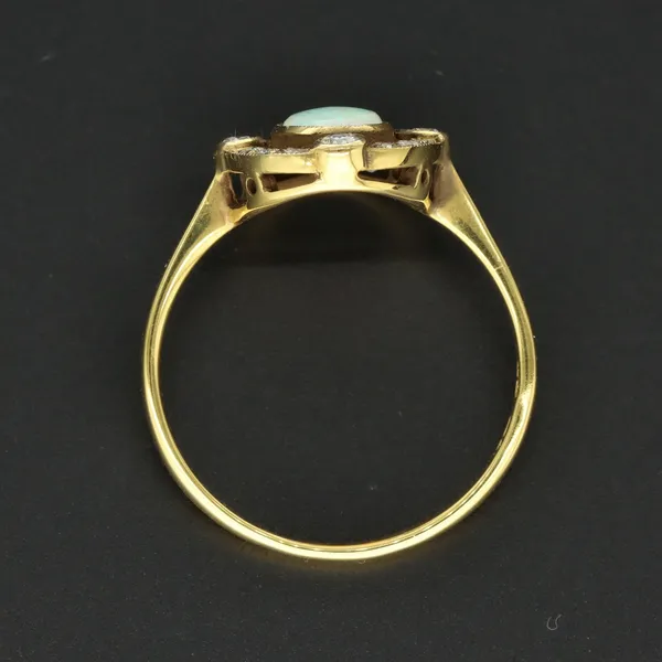 18ct Gold Opal and Diamond Ring