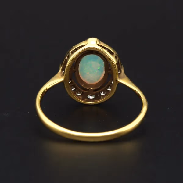 18ct Gold Opal and Diamond Ring