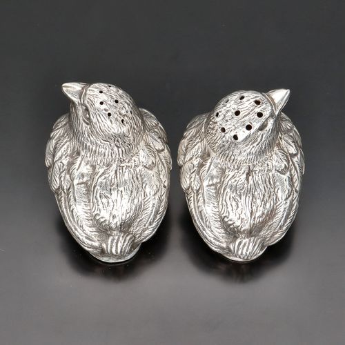 Pair of Victorian Silver Pepperettes Shaped as Chicks image-6