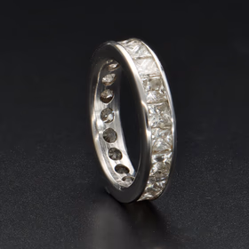 18ct White Gold Diamond Eternity Ring