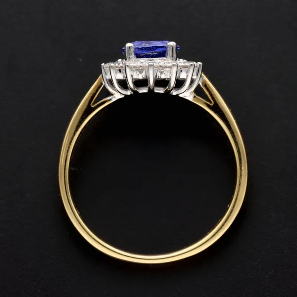 18ct Gold Tanzanite and Diamond Ring