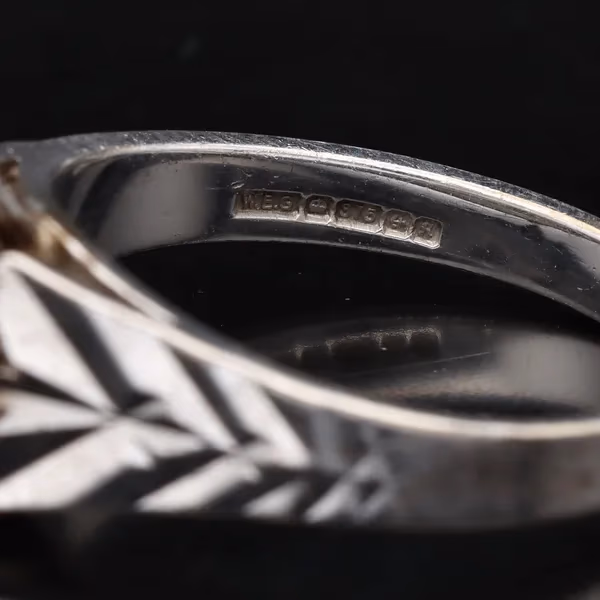 Retro White Gold Diamond Cluster Ring. Birmingham 1982