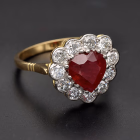 18ct Yellow Gold Heart Cluster Ring