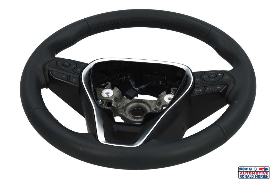 Used Steering wheel Toyota Corolla (E21/EA1/EH1) 1.8 16V Hybrid Price € 175,00 Margin scheme offered by Automaterialen Ronald Morien B.V.