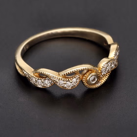 9ct Yellow Gold Diamond Fancy Top Ring