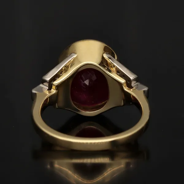 18ct Gold Ruby and Diamond Ring